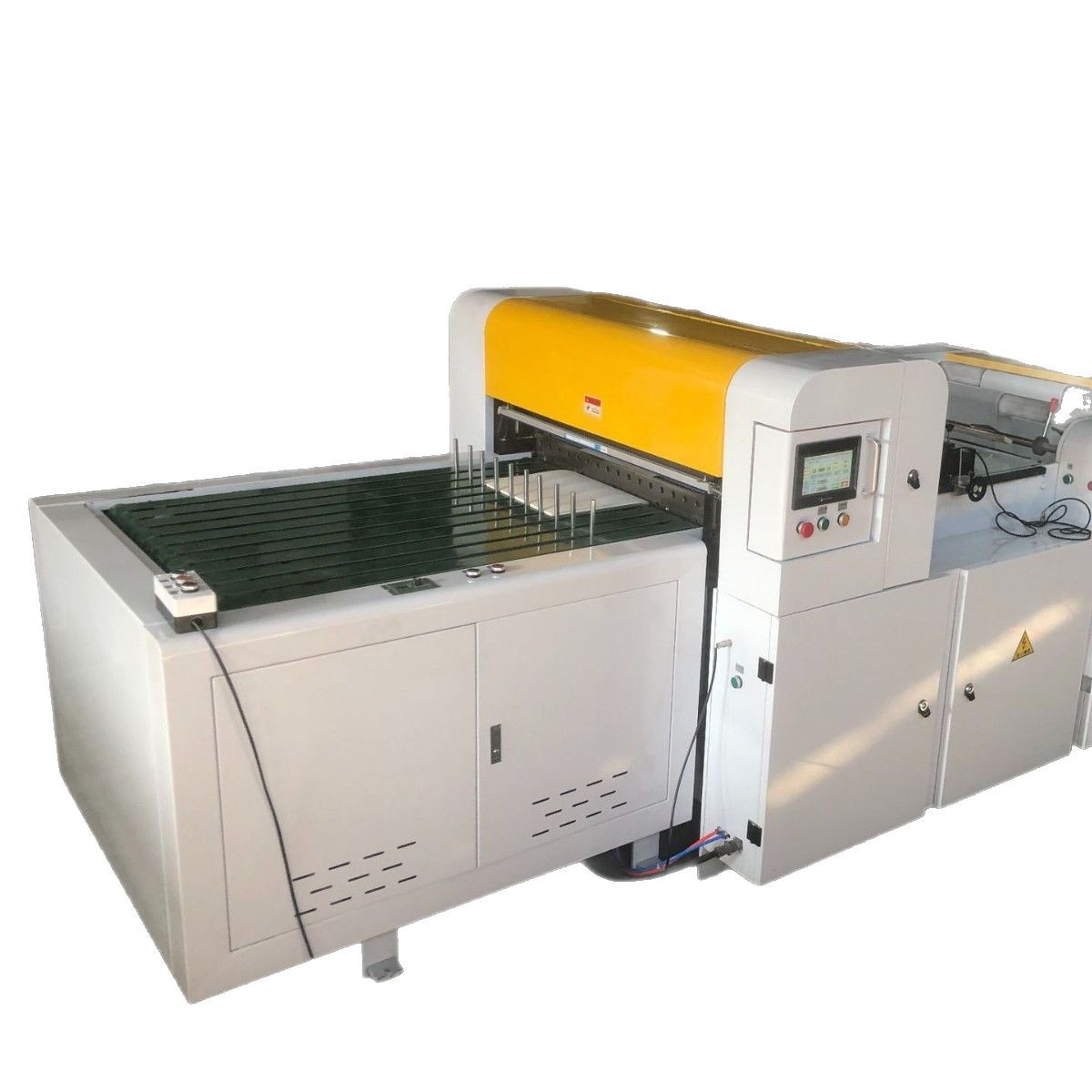 Automatic high-speed non-woven fabric cross-cutting machine dust-free cloth cutting machine spunlace cloth slicer roll paper cross-cutting machine