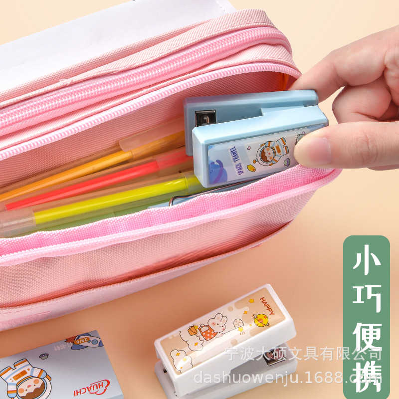 Stapler Mini small size student stapler stapler small household stapler stationery binding machine