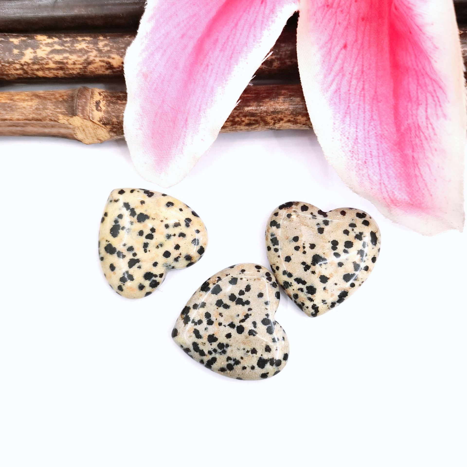 Cross-border natural crystal agate 30mm non-porous love pendant heart heart-shaped ornaments accessories Amazon