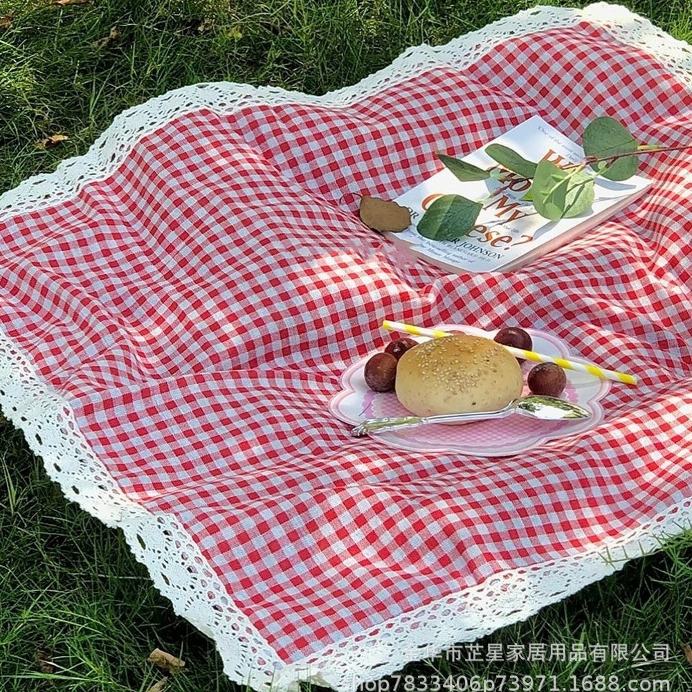 Picnic Mat Outdoor Tablecloth Camping Mat Moisture-proof Fabric Mat Anti-thickening Picnic Mat Household Portable Picnic Cloth