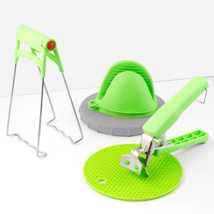 Microwave oven special heat insulation gloves non-slip kitchen baking high temperature resistant anti-scald PP a pair of bags