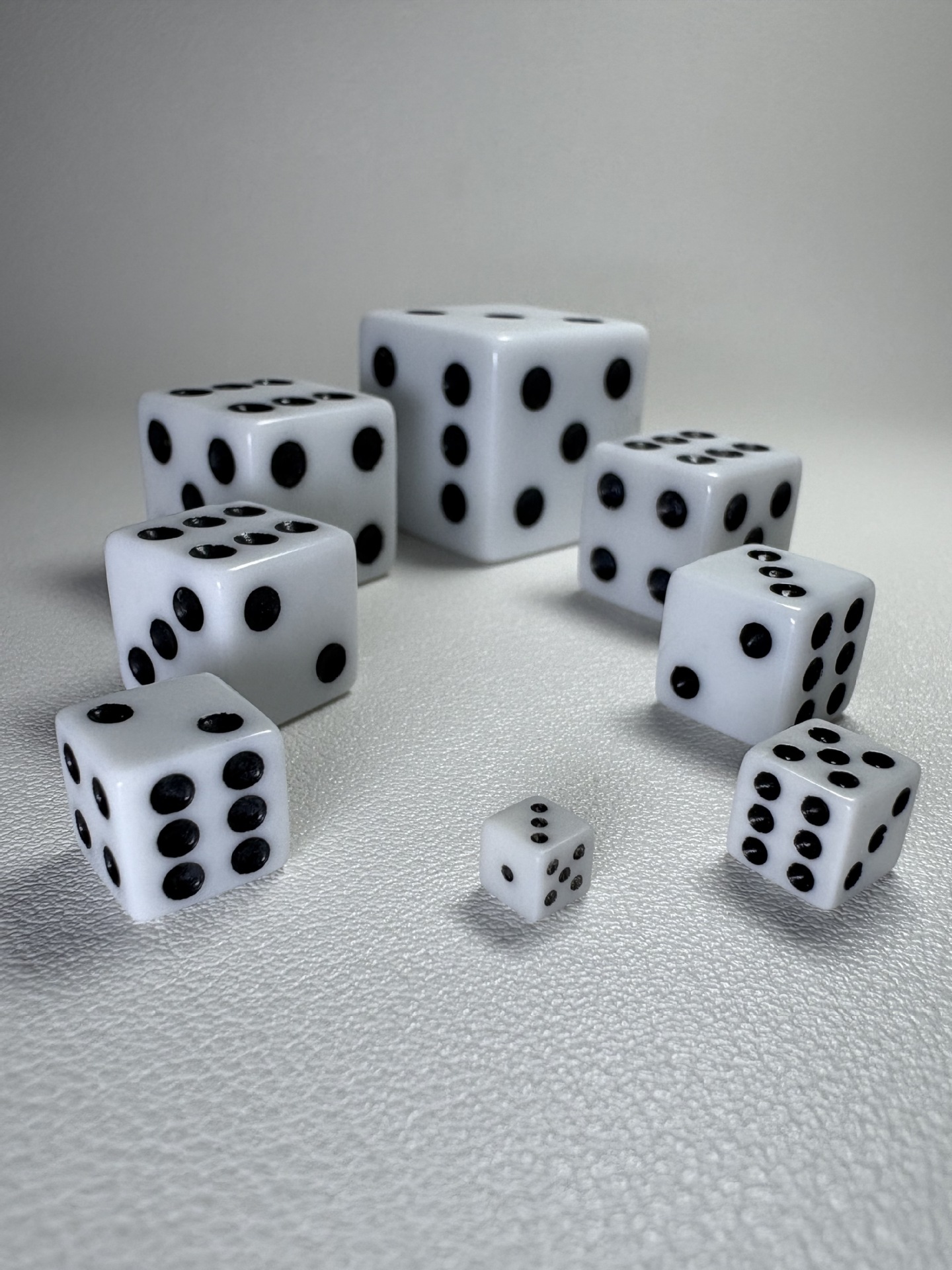 Right Angle Square Corner White Background Black Dot 5Mm8Mm10Mm12Mm14Mm16Mm18Mm25Mm Environmentally Friendly Acrylic Dice