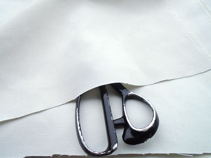 370г белая однотонная ткань, белая ткань, полиэстер, кардиган, полностью полиэстеровая тонкая холщовая ткань, белая основа для термотрансфера, утолщенная химическая волокнистая ткань