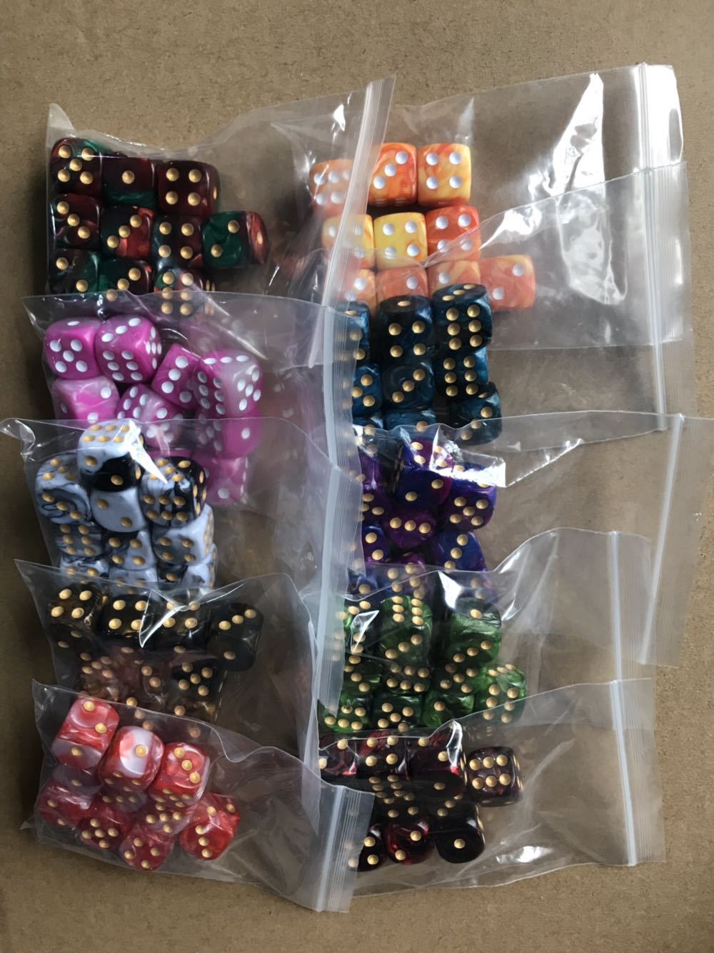 New 16mm two-color points dice conventional acrylic Amazon AliExpress supply multi-color selection