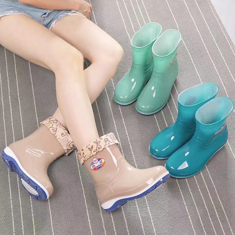 Rain Boots Rain Boots Rubber Boots Labor Safety Shoes Women's Kitchen Car Wash Middle Tube Low Heel Shoes Adult Outdoor Thickened Solid Color Spring and Autumn