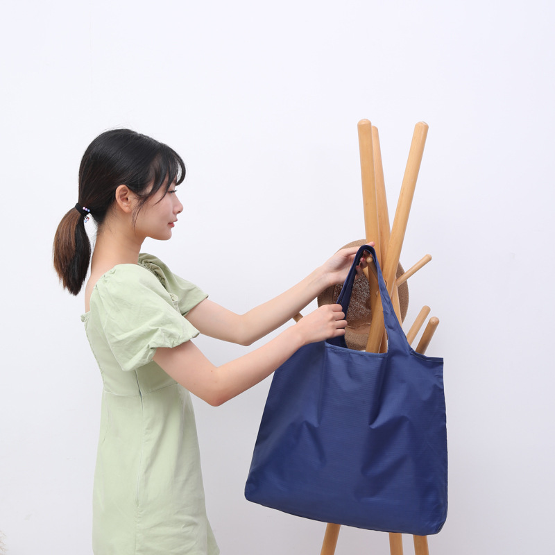 Spot hot sale new foldable Oxford waterproof cloth bag supermarket shopping bag environmental protection portable bag folding bag