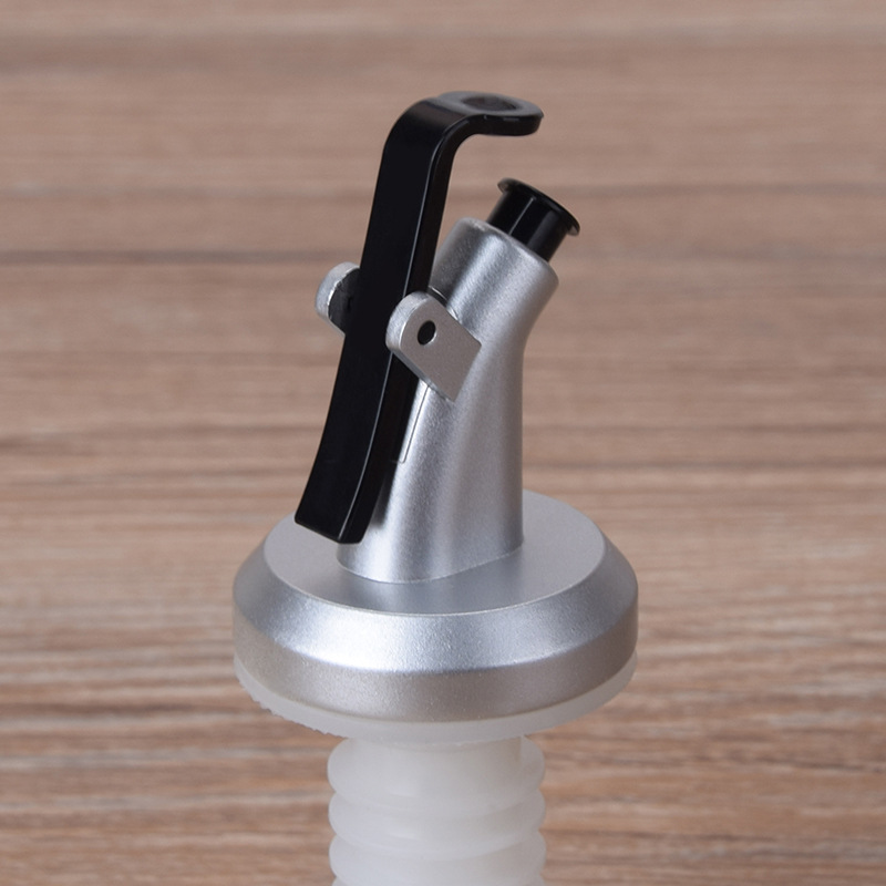 Factory direct oil bottle nozzle oil bottle stopper kitchen Press Guide nozzle plastic oil pouring nozzle oil bottle cap soy sauce pot stopper