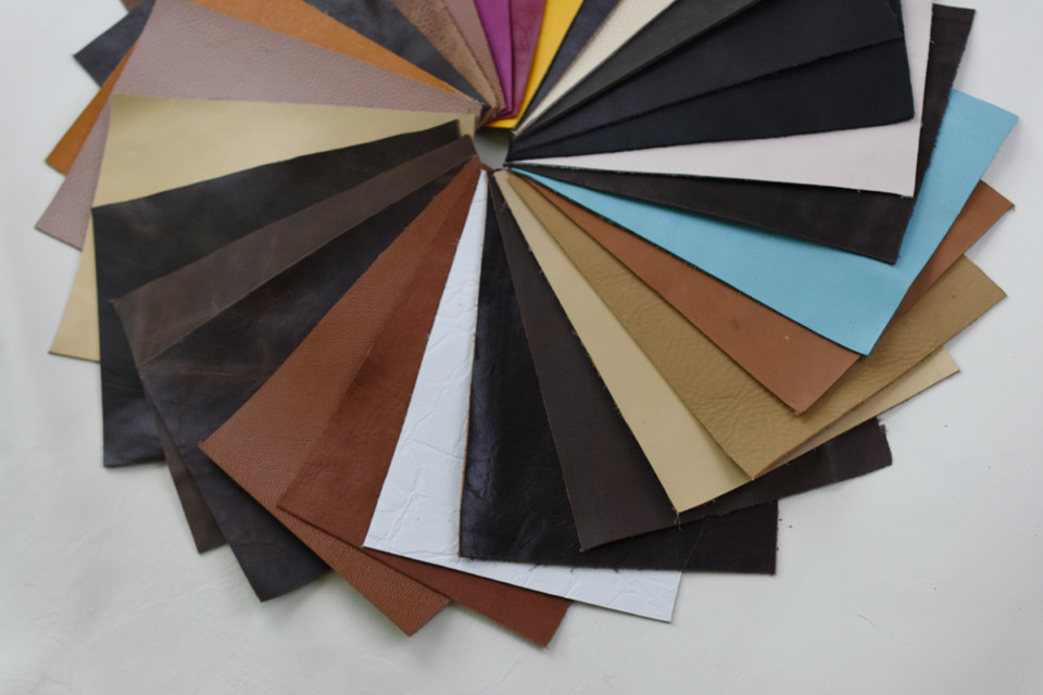 All-Year-Old Sales of Various Styles of First-Layer Cutting Pieces 20×30cm Rectangular Cowhide Sample Leather