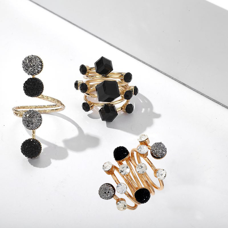 Cross-border hot-selling spring scarf buckle simple pearl scarf ring exquisite geometric jewelry versatile practical