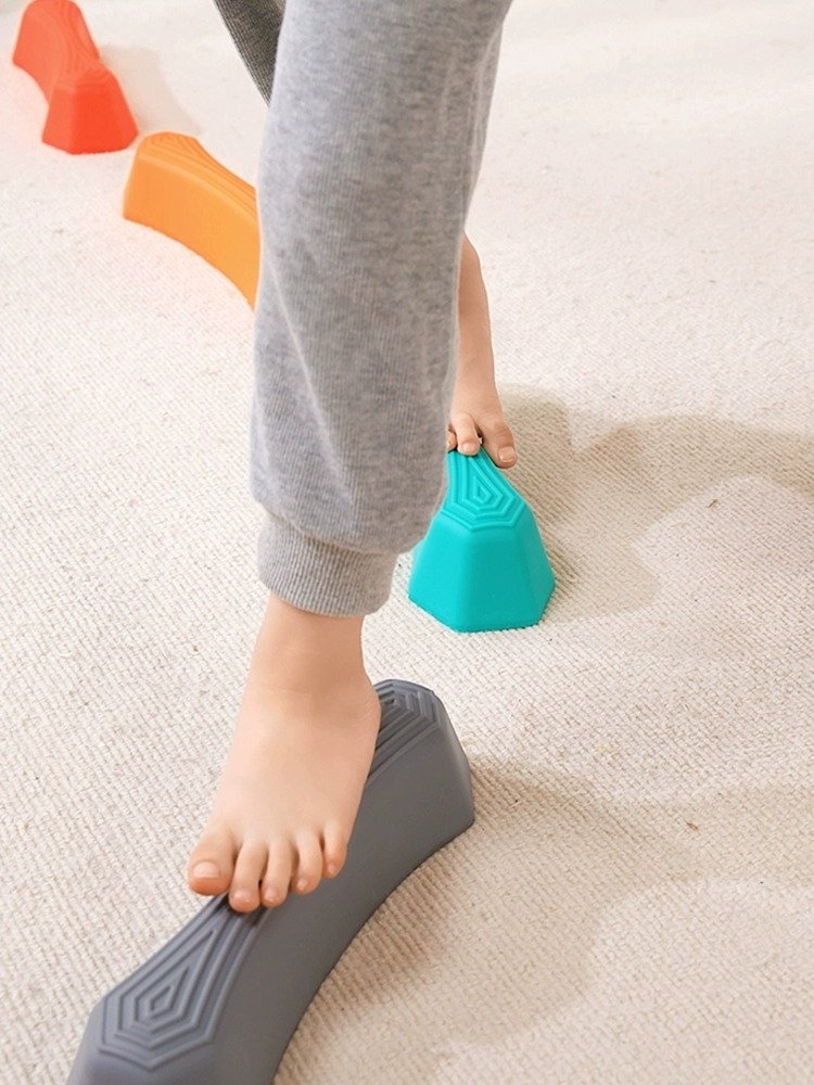 Sensory Integration Crossing the River Stone Balance Board Single-Plank Bridge Kidsren's Training Equipment Kindergarten Physical Fitness Outdoor Physical Exercise