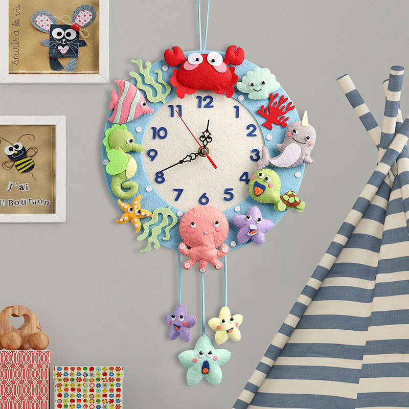 diy cartoon animal wall clock Fun Forest wall clock to pass the time gift handmade hanging ornaments non-woven material bag