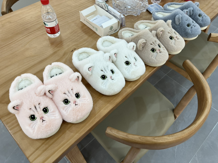 New autumn and winter cotton slippers men and women couple cartoon kitten indoor plush slippers home warm