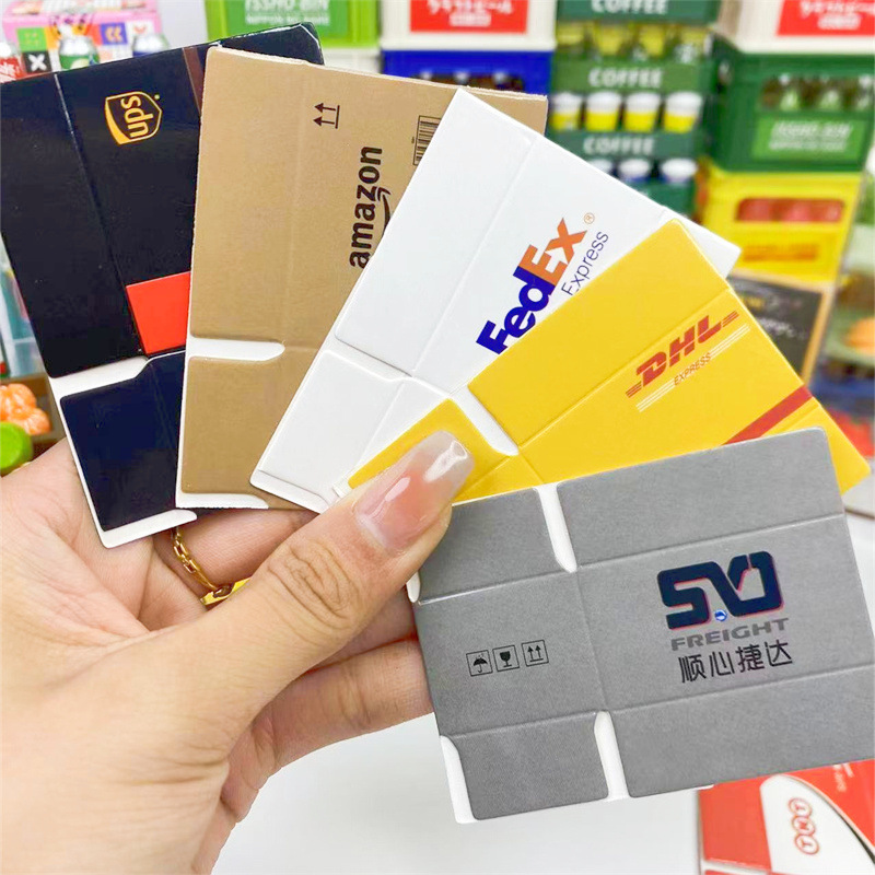 Dollhouse doll house mini simulation paper express carton miniature express box model OB11 toy