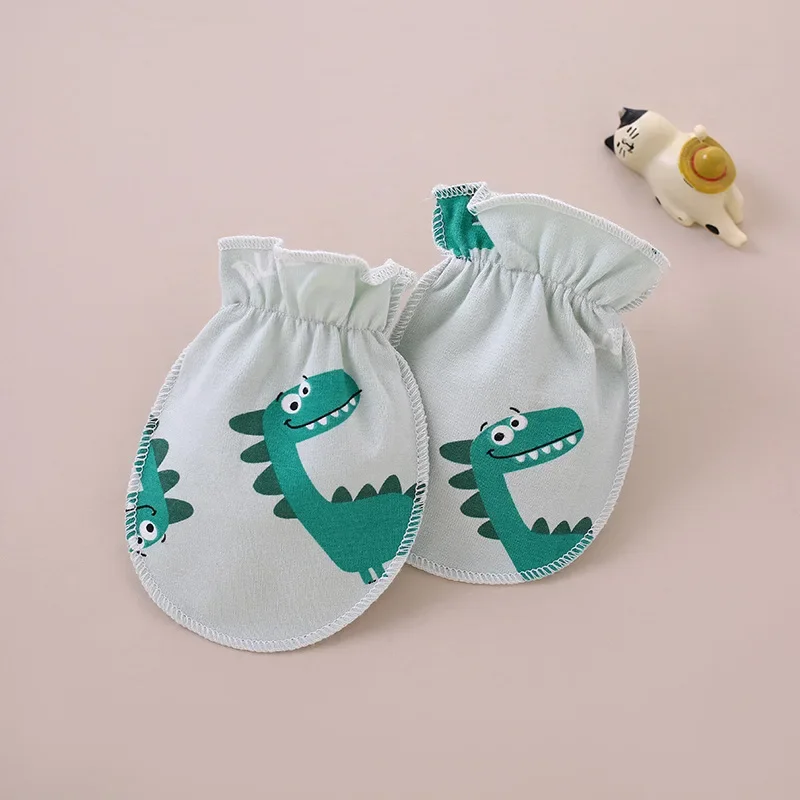 Baby anti-scratch gloves pure cotton gnawing gloves newborn newborn baby small gloves 0-3 months hand protection